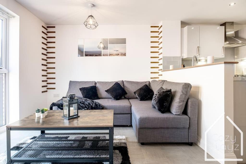 Beautiful 5 Bedroom Home In The City Centre With Gated Parking Birmingham Luaran gambar
