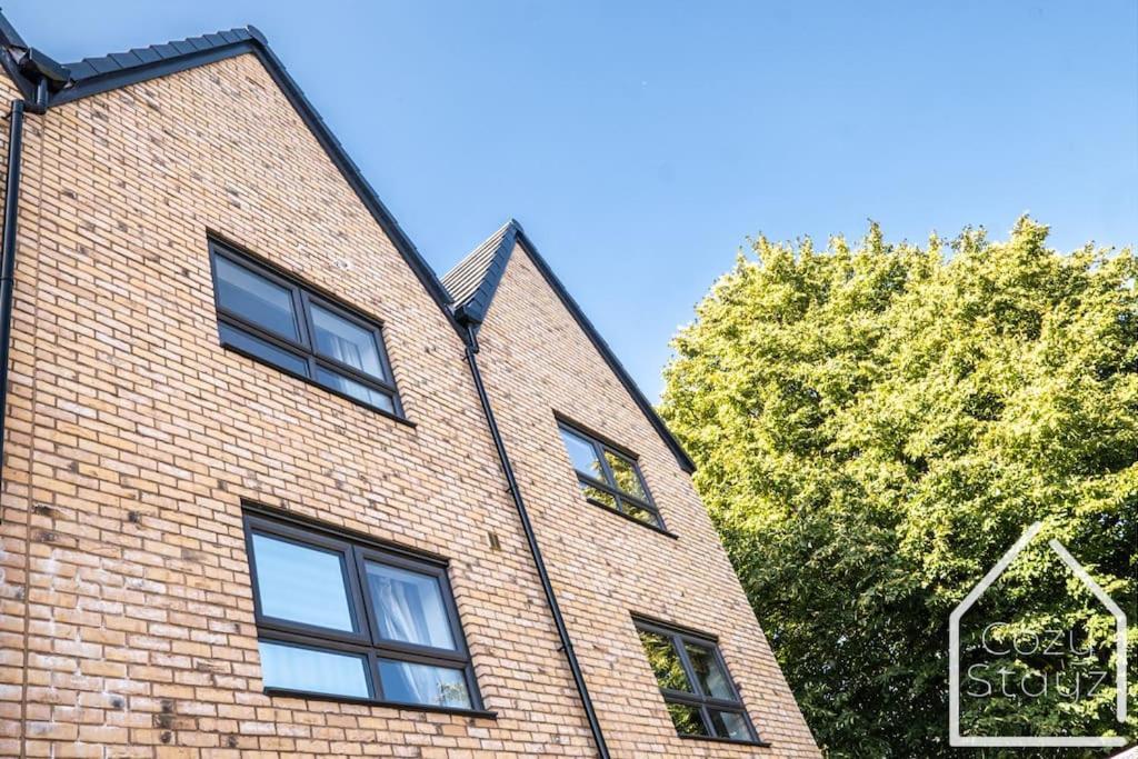 Beautiful 5 Bedroom Home In The City Centre With Gated Parking Birmingham Luaran gambar