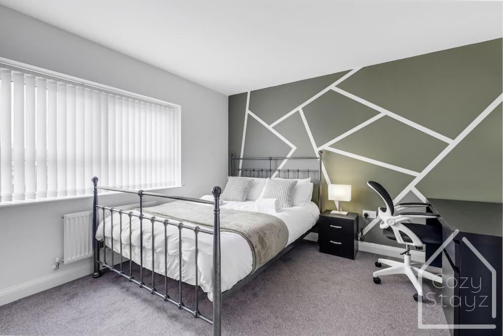 Beautiful 5 Bedroom Home In The City Centre With Gated Parking Birmingham Luaran gambar